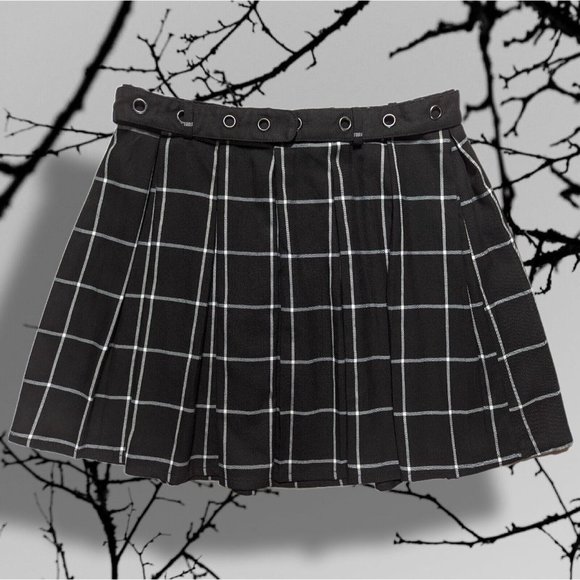 Hot Topic Checkered Circle Pleated Skirt Belted Dark Academia Gothic School sz L - Picture 2 of 8